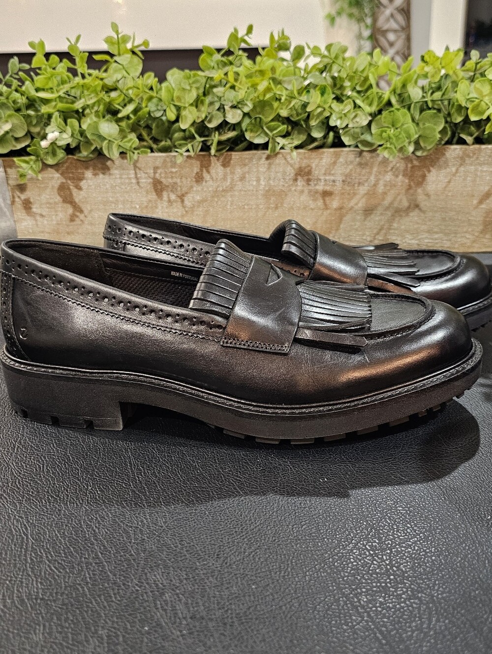 Ecco Black Leather Fringe Penny Support Loafers Shoes Women's Sz 6, 10, & 11 - Picture 2 of 11